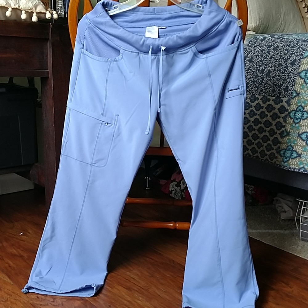 Cherokee Infinity Scrub Pant